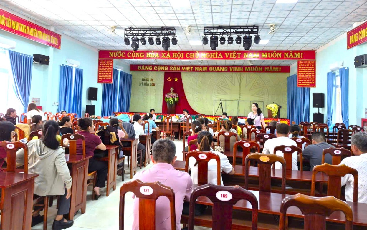 ĐIỂM GIAO DỊCH XÃ – ĐƯA VỐN TÍN DỤNG CHÍNH SÁCH ĐẾN GẦN NHÂN DÂN